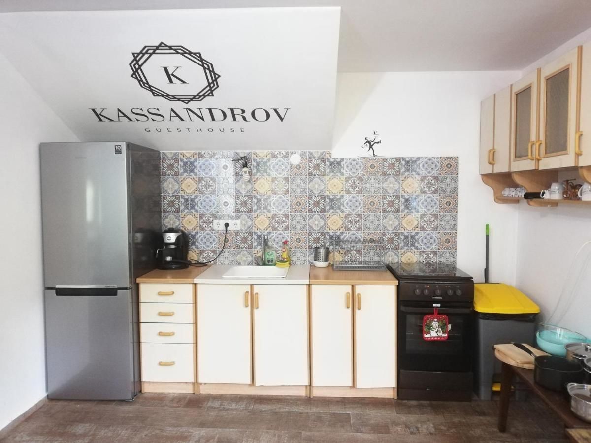 Гостевой дом Kassandrova House Bratsigovo-11